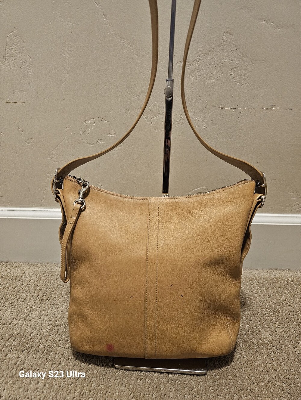 Vintage Coach Tan Leather Slim Shoulder Bag 9326